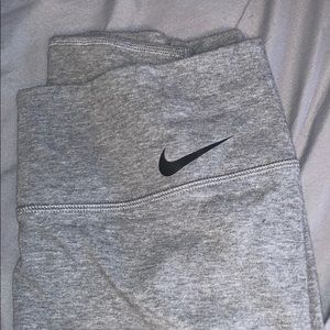 Gray Nike leggings